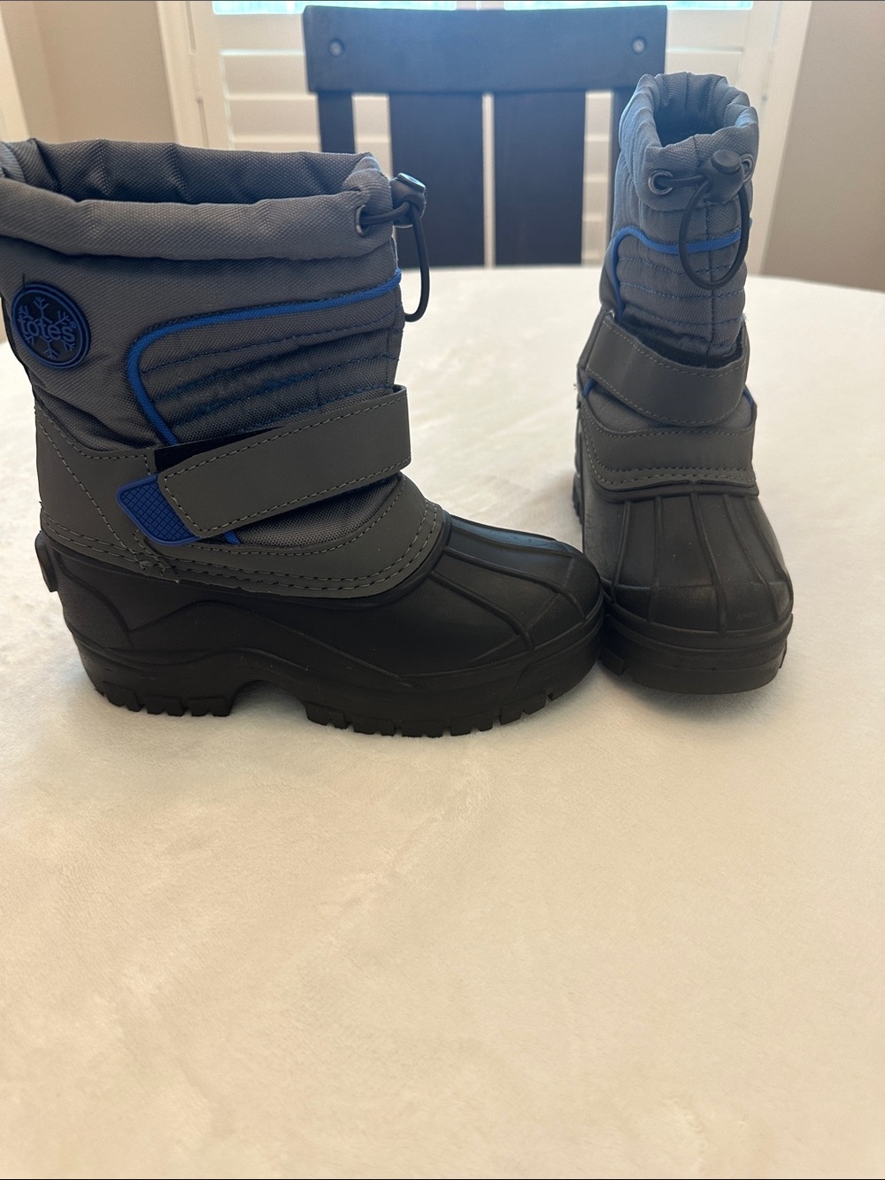 totes Kids Gray and Blue Snow Boots-size 13M